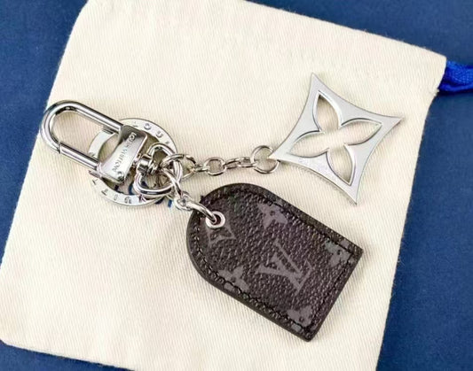 Leather Monogram Keychain k-1247