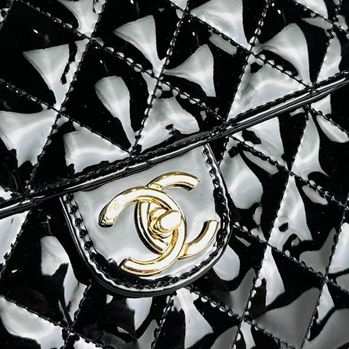 Chanel Star Coin Purse In Mirror Metallic Calfskin