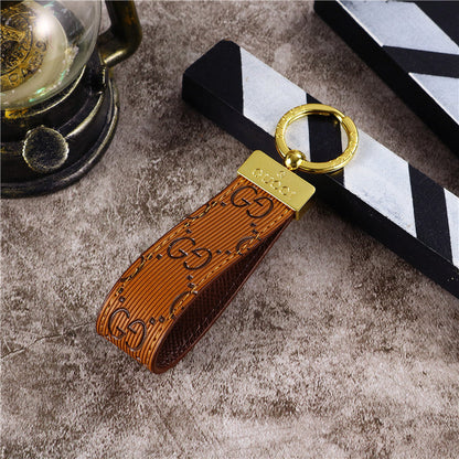 Chic GG Keychain - High-End Accessory for a Touch of Elegance