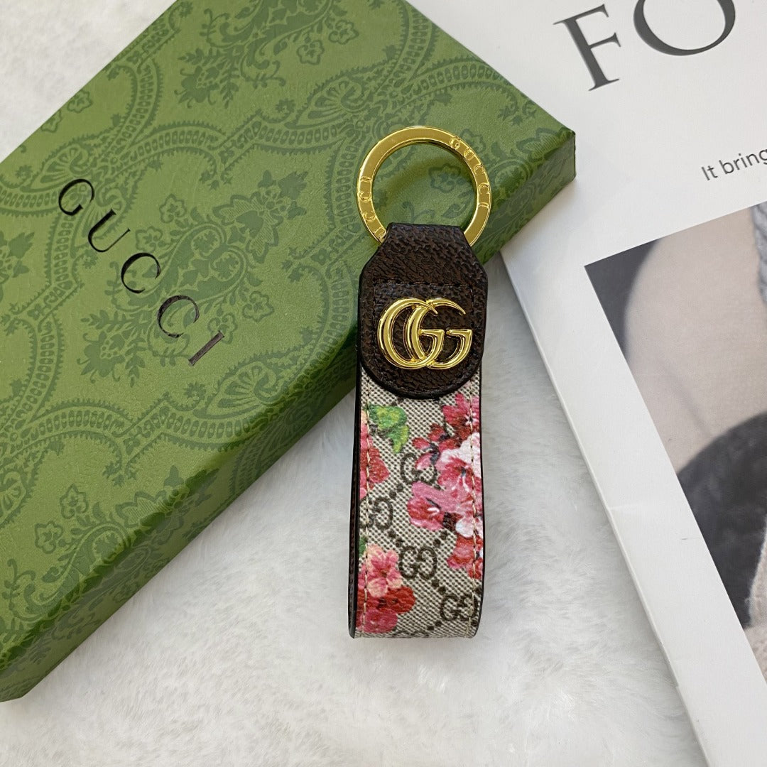 Elegant GG Keychain Featuring Luxury Design