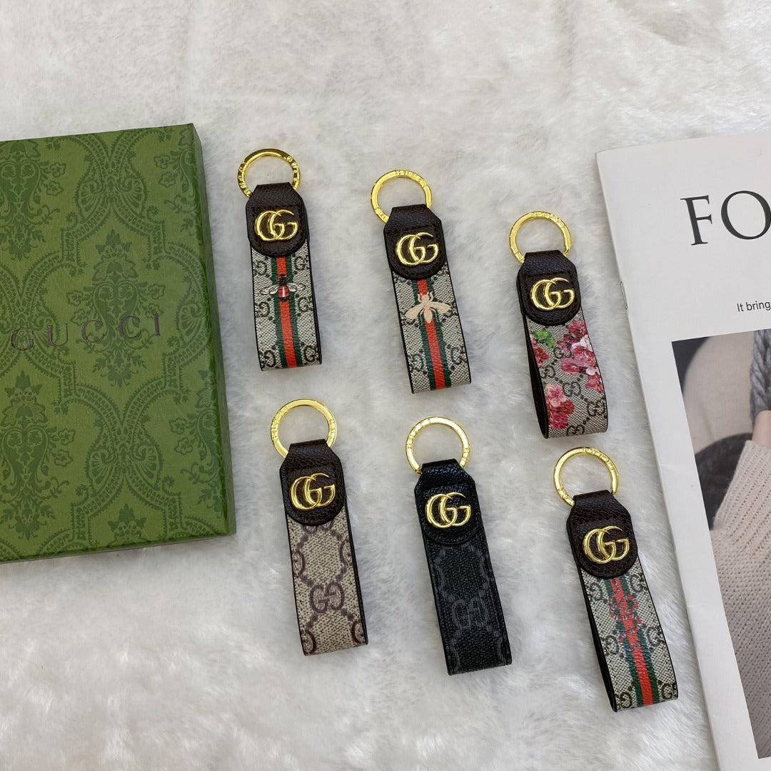 Elegant GG Keychain Featuring Luxury Design