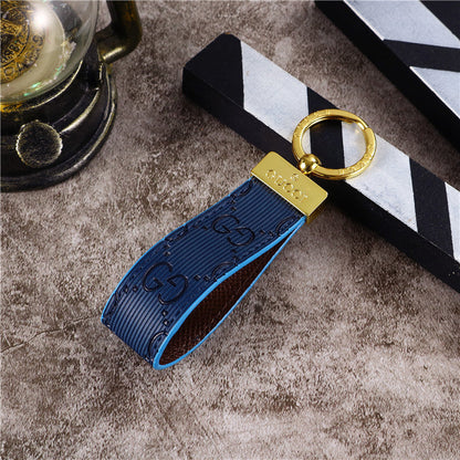 Chic GG Keychain - High-End Accessory for a Touch of Elegance