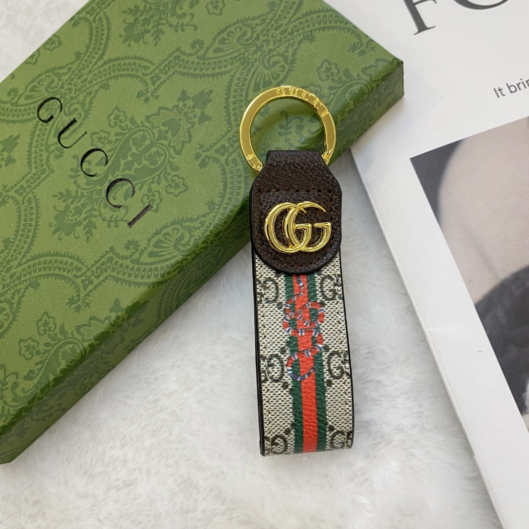 Elegant GG Keychain Featuring Luxury Design