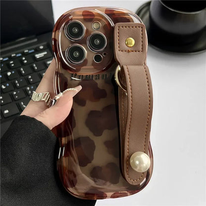 BROWN LEOPARD PRINT LEATHER STRAP IPHONE CASE