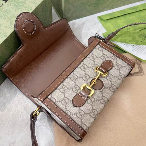 Gucci Horsebit 1955mini bag in beige