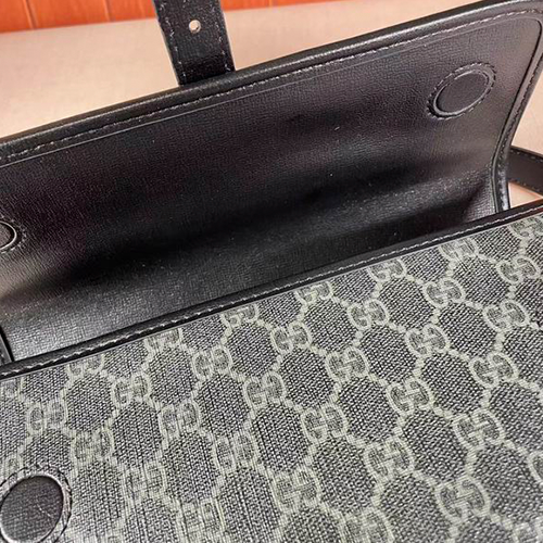 Gucci GG Supreme Messenger Bag