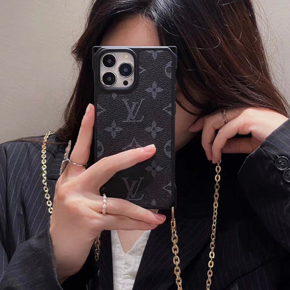 PROTECTIVE CHAIN PHONE CASE FOR IPHONE