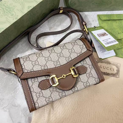 Gucci Horsebit 1955mini bag in beige