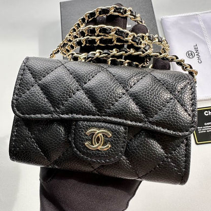 CHANEL Chain Crossbody Bag