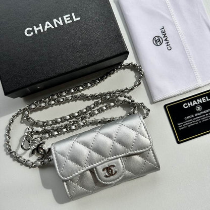 CHANEL Chain Crossbody Bag