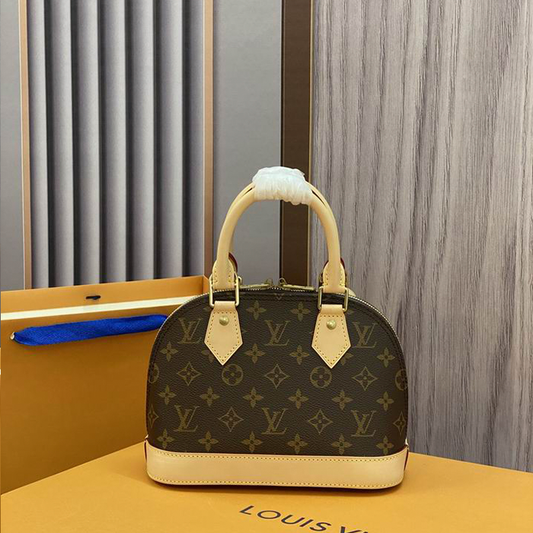 Louis Vuitton versatile classic bag