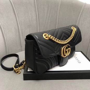 Gucci GG Marmont Small Matelasse Shoulder Bag