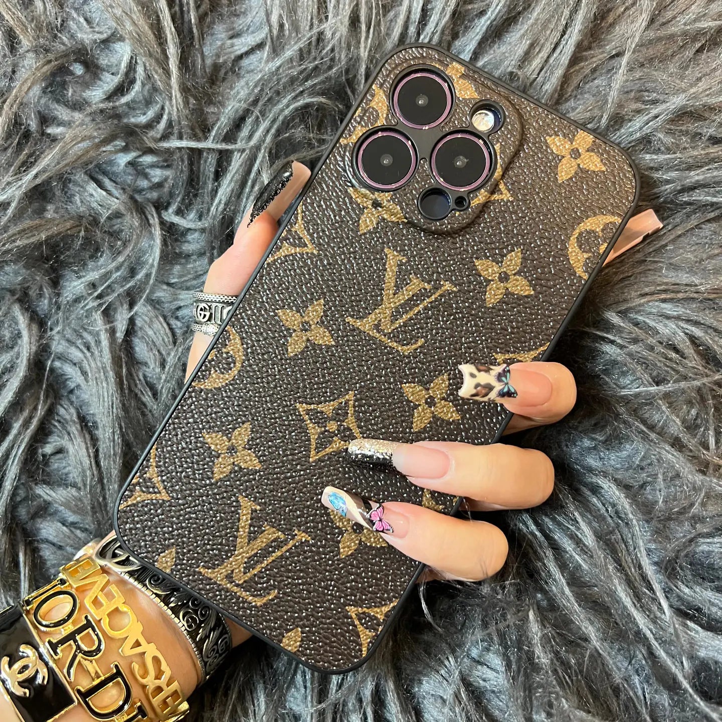 TRADITIONAL LOVE IPHONE CASE WITH CAMERA PROTECTION